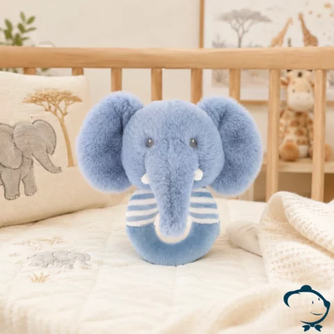 Ezra hochet éléphant bébé
